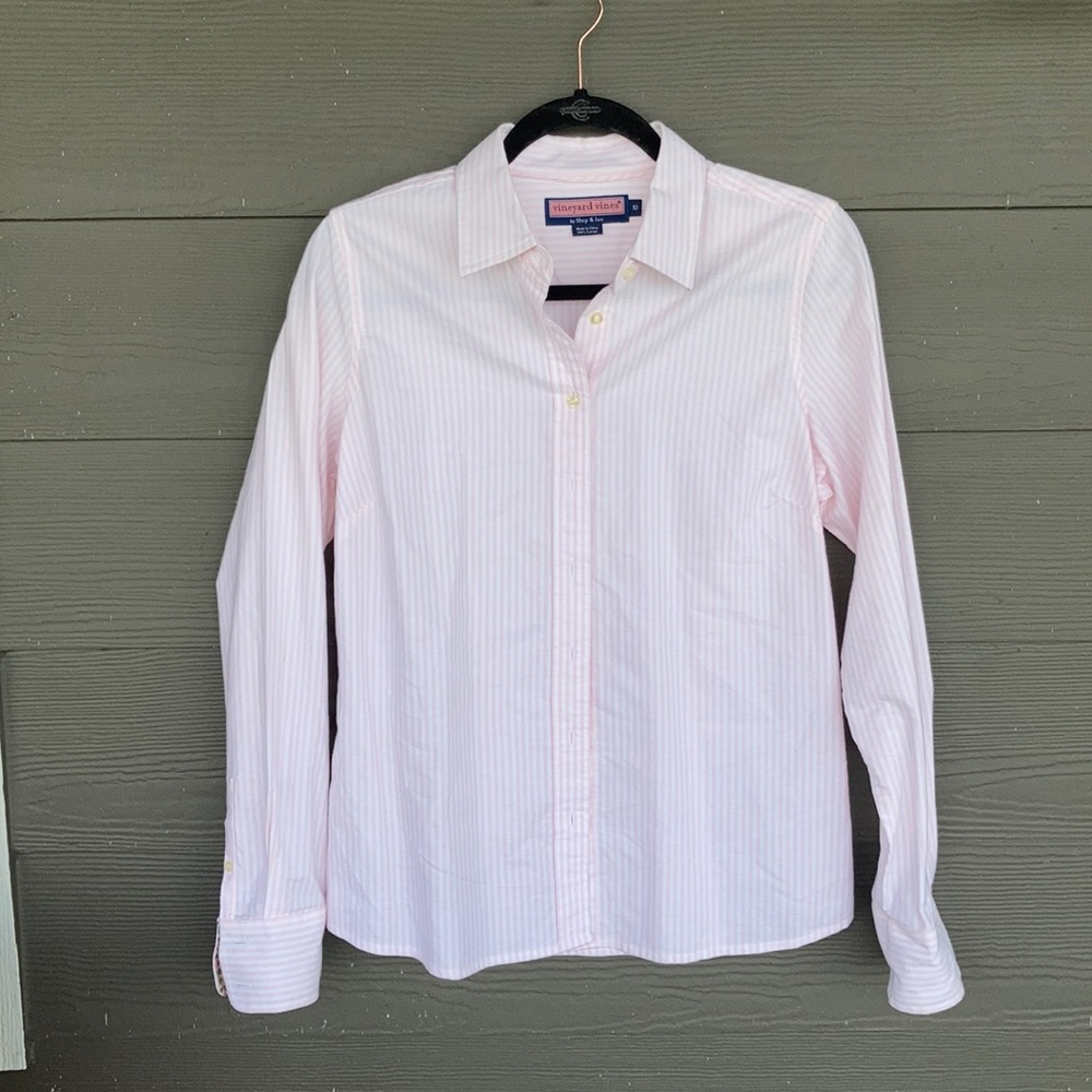 Vineyard Vines Pink Striped Button Down.  Size 10